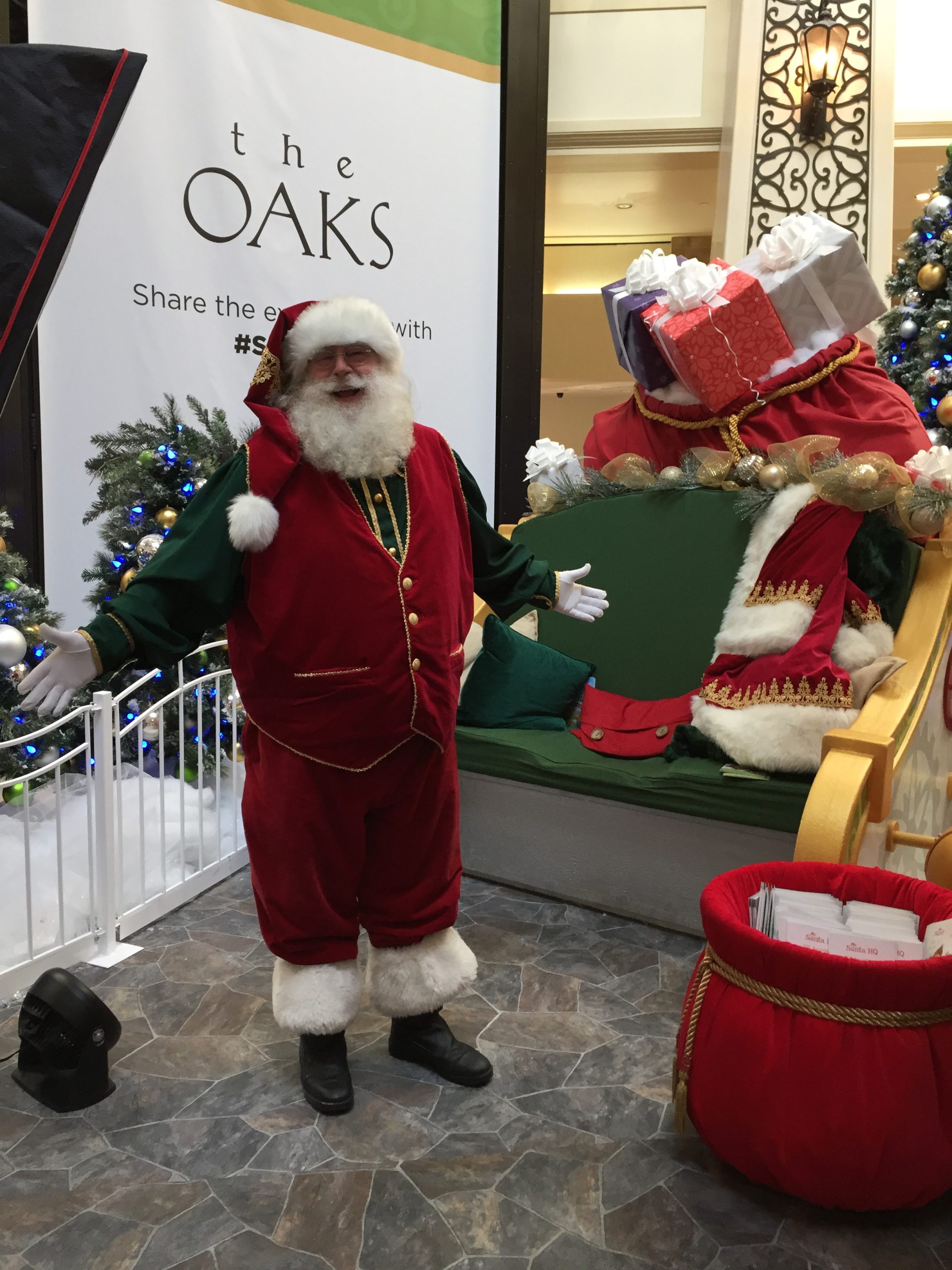 Santa at The Oaks